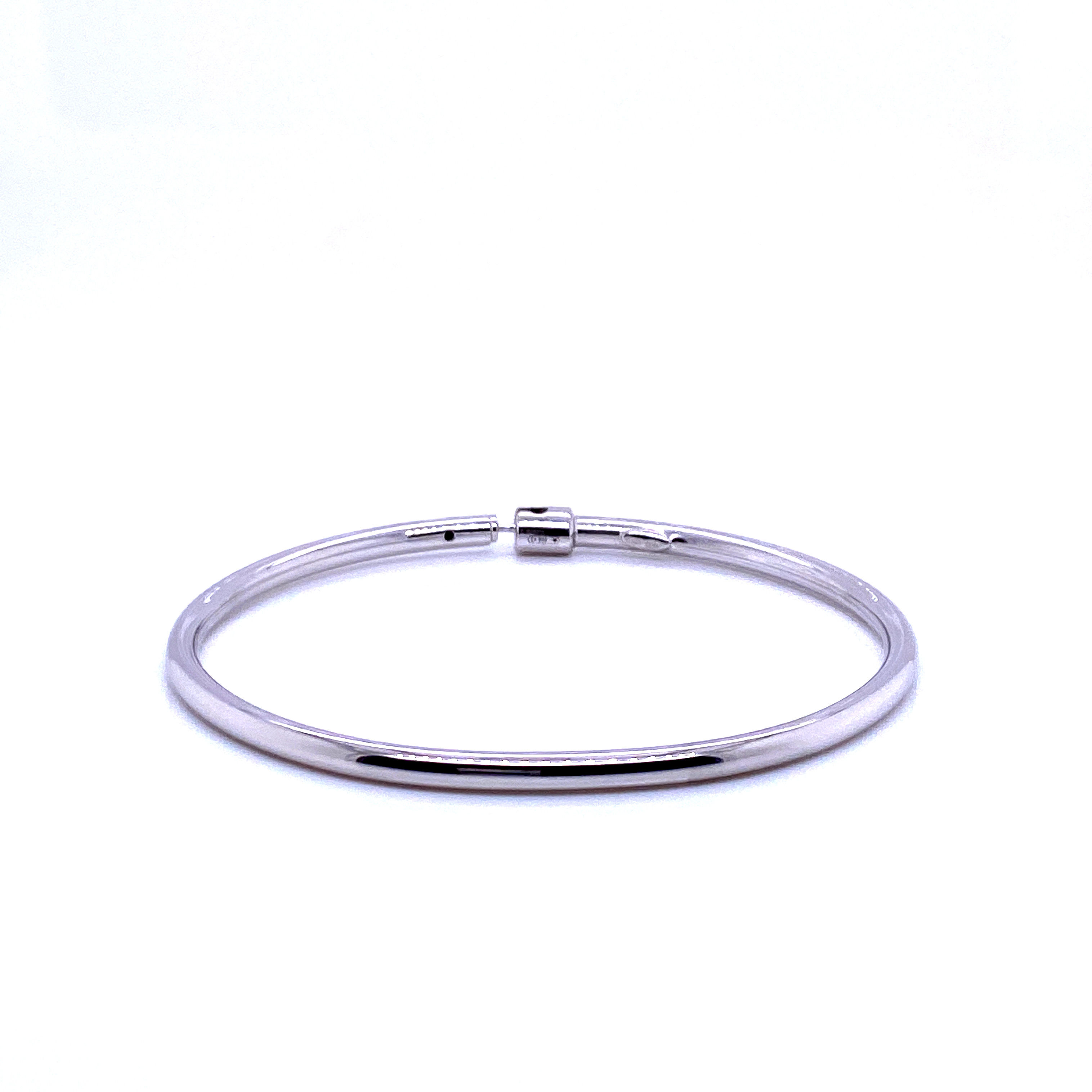 Classic Tube Bangle
