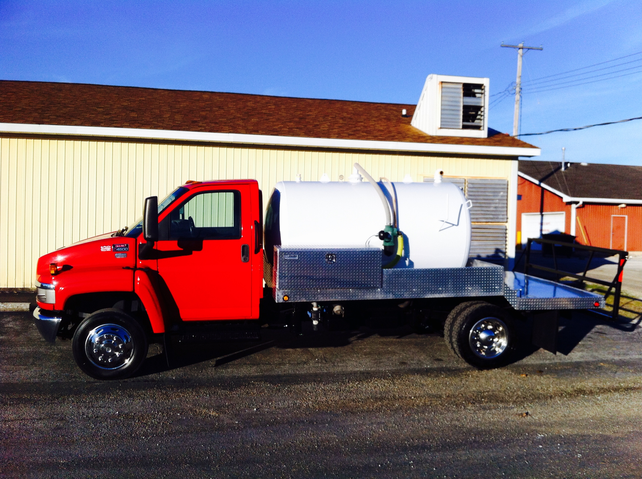 Smoky Jennings Trucks Diesel Trucks and Trailer Sales