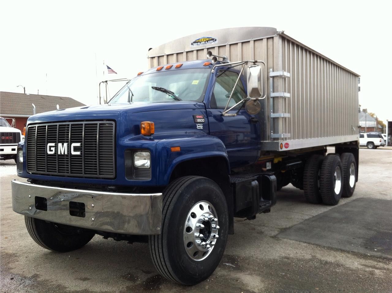 Smoky Jennings Trucks Diesel Trucks and Trailer Sales