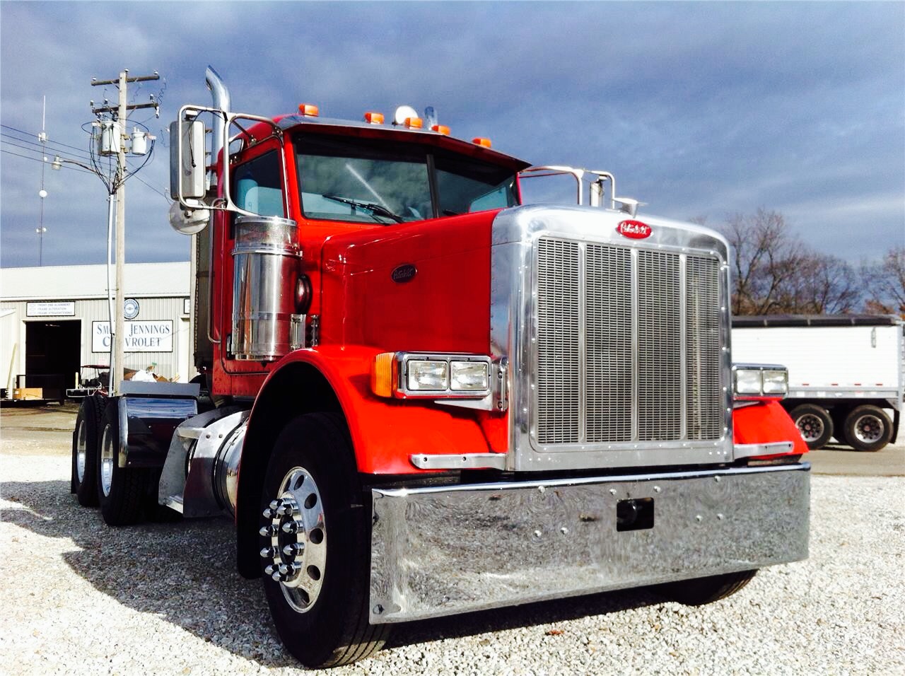 Smoky Jennings Trucks Diesel Trucks and Trailer Sales