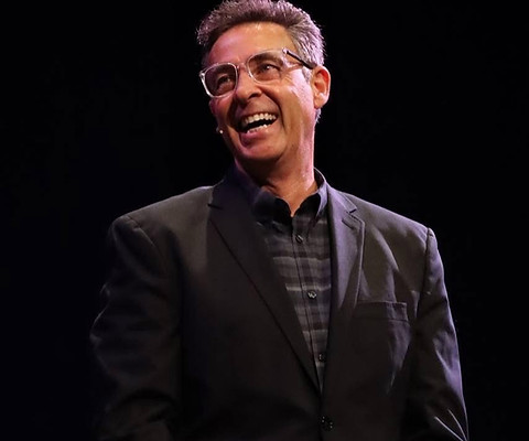 Pastor Everton França_edited.jpg