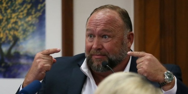 CM3 Icon CONTACT.154.105.194.dcw.0097.png