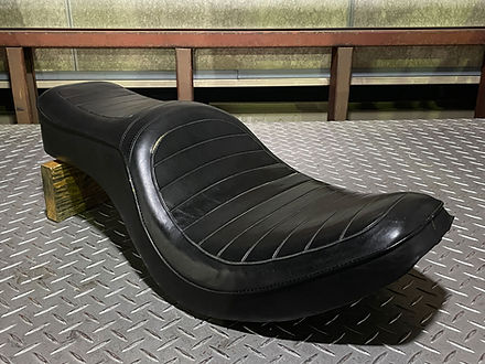 ショベル　純正シートスプリング　ハーレー　FLH系　ビンテージ ショベル FX系 純正シート | MYP Vintage Parts
