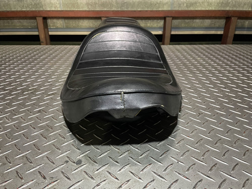 【美品】FX系　ショベル　純正シート　Harley-Davidson Yahoo!オークション - ショベルヘッド 純正シート FX ハーレー
