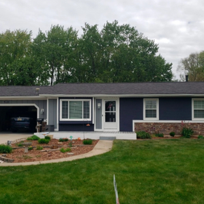 Residential roofing company near me project on blue ranch home