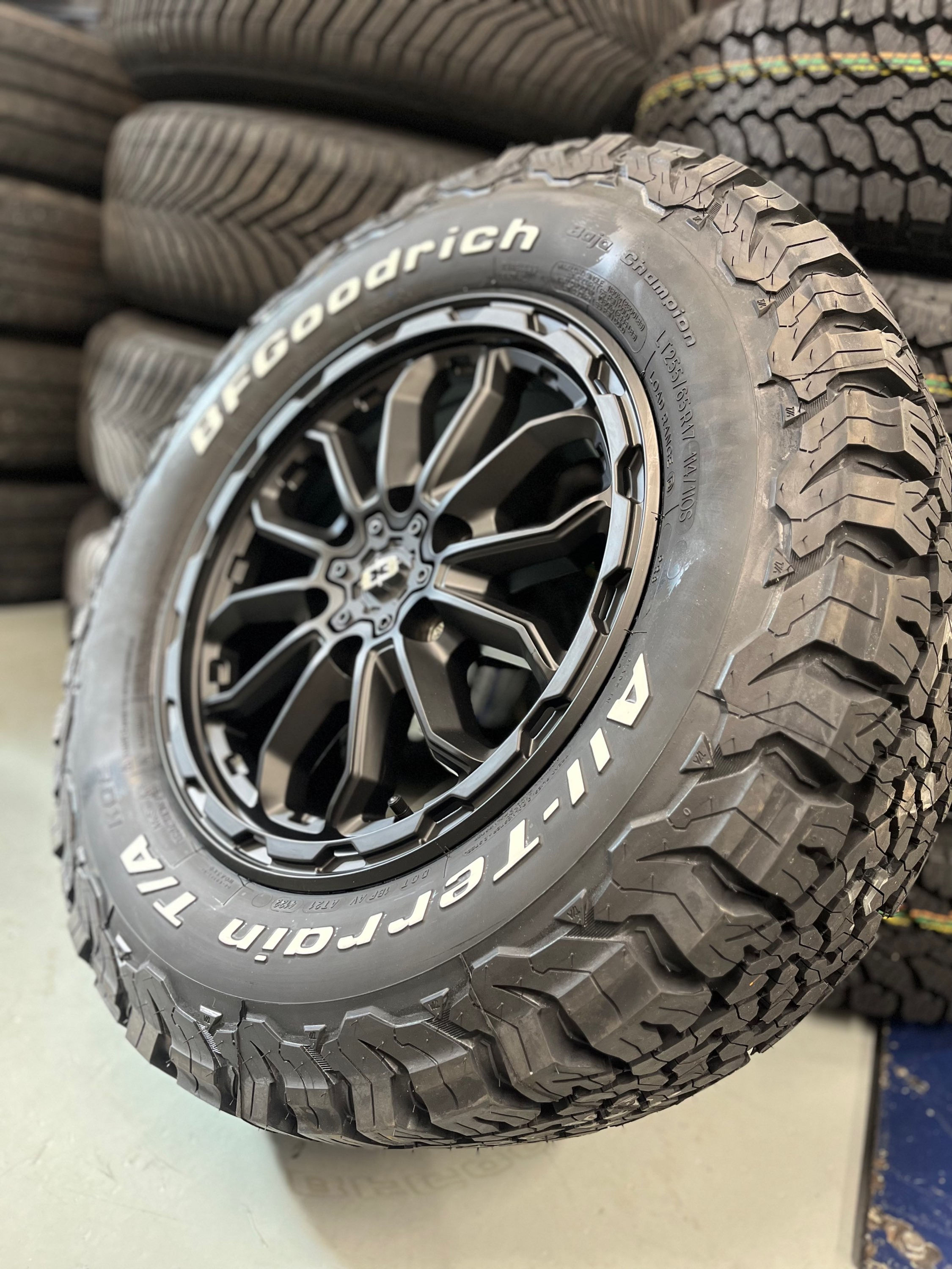 4x 17” VISION KORUPT 1750kg LOAD RATING