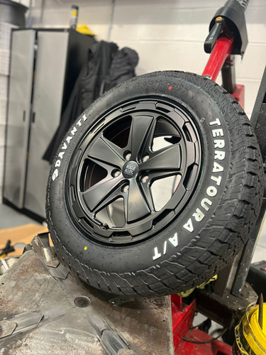 1x 16” ROGUE RITUAL SATIN BLACK 5000KG LOAD RATING | ROGUE ALLOY