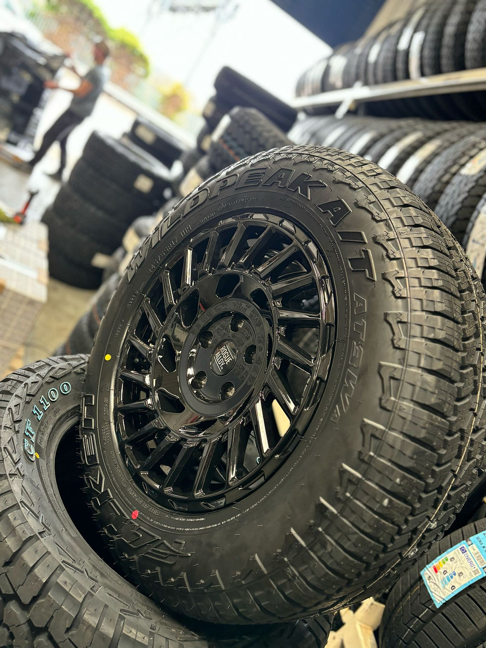 Thumbnail: 1x 16” LC1 GLOSS BLACK 1250KG LOAD RATING