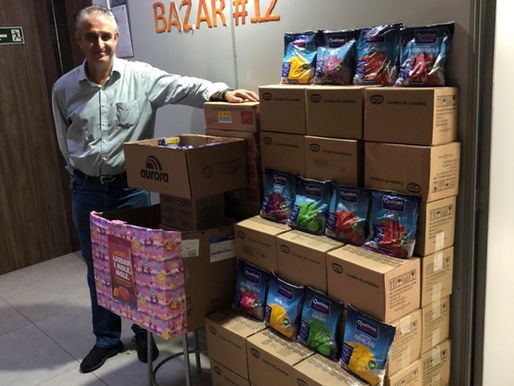 Bazar da Construção arrecada gelatina para crianças com câncer