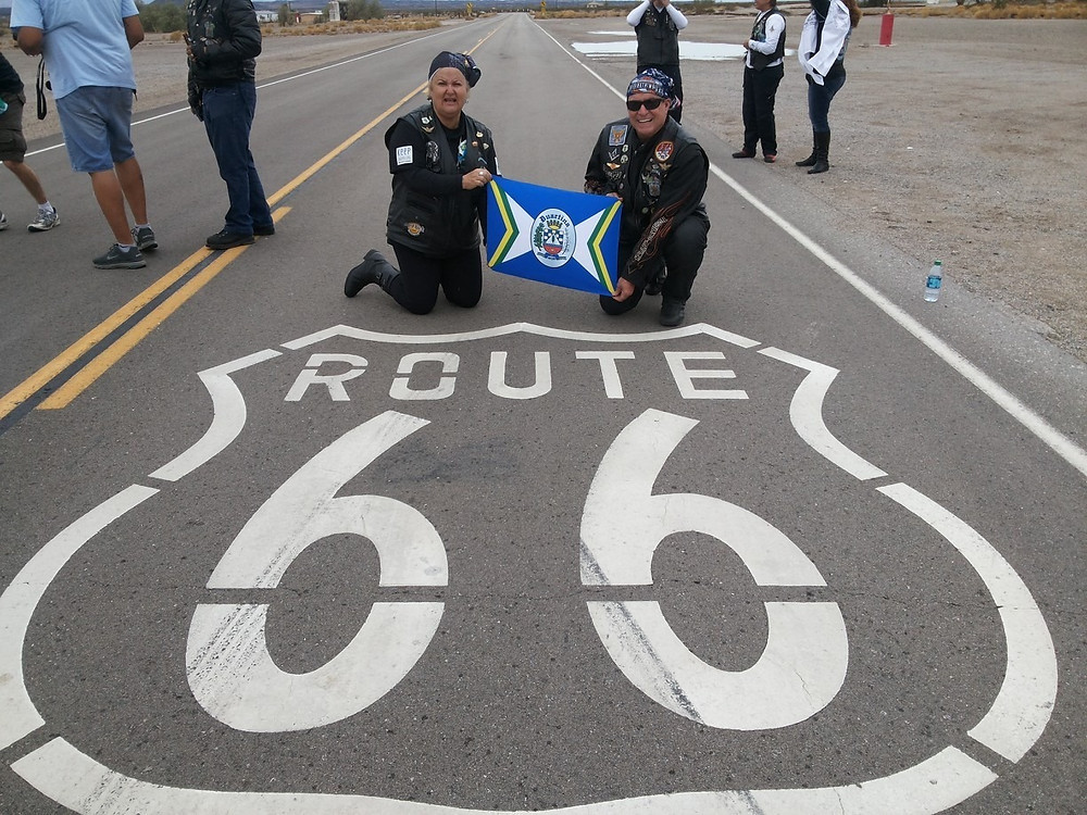 Há 5 anos, com a esposa Eliana, que morreu de infarto ano passado, nos EUA, fazendo a Route 66