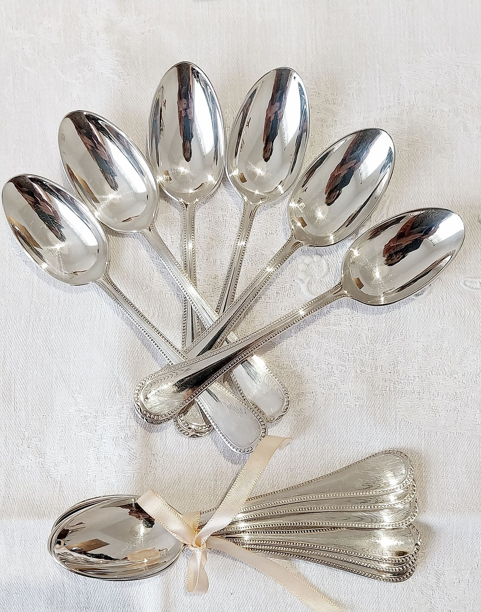 Miniature : 6 cuillères à dessert en metal argenté, modèle " Perle"