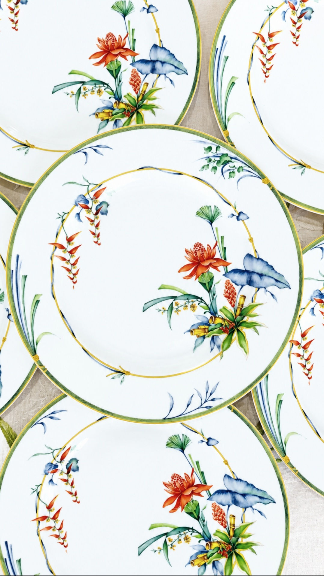 6 Assiettes à dessert en porcelaine, Philippe Deshoulières Limoges
