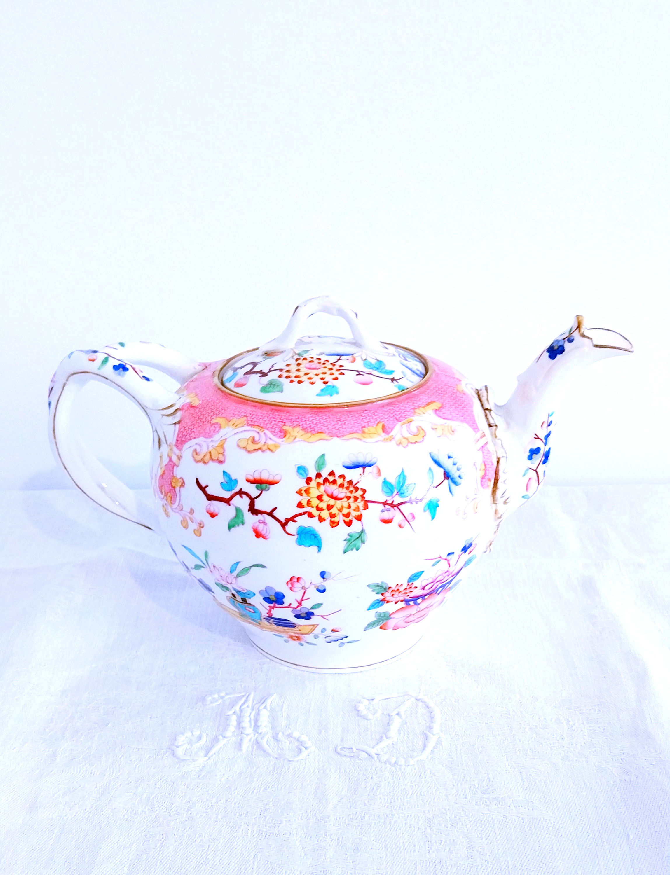 Importante théière en porcelaine - Minton Angleterre