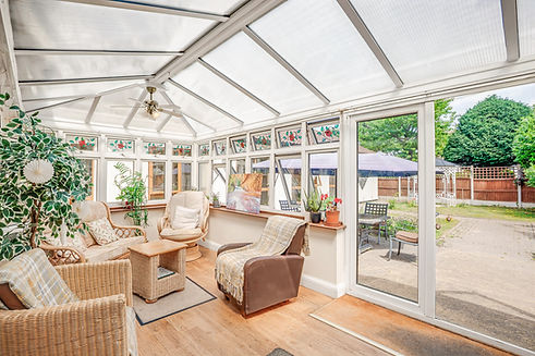 Noam-Westmoreland Avenue-28_edited.jpg