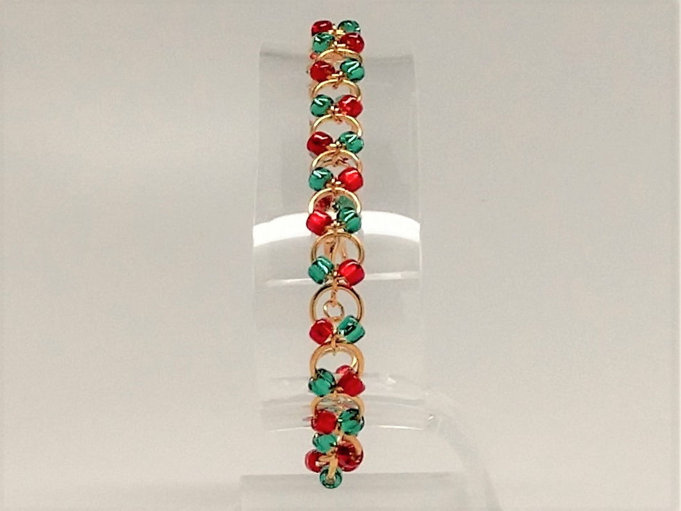 Ruby/Jade Gold Jump Rings Bracelet