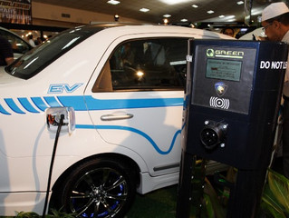 Obama gives big boost to electric cars with national charging corridor
