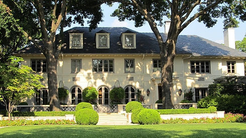 Luxury%20Mansion_edited.jpg
