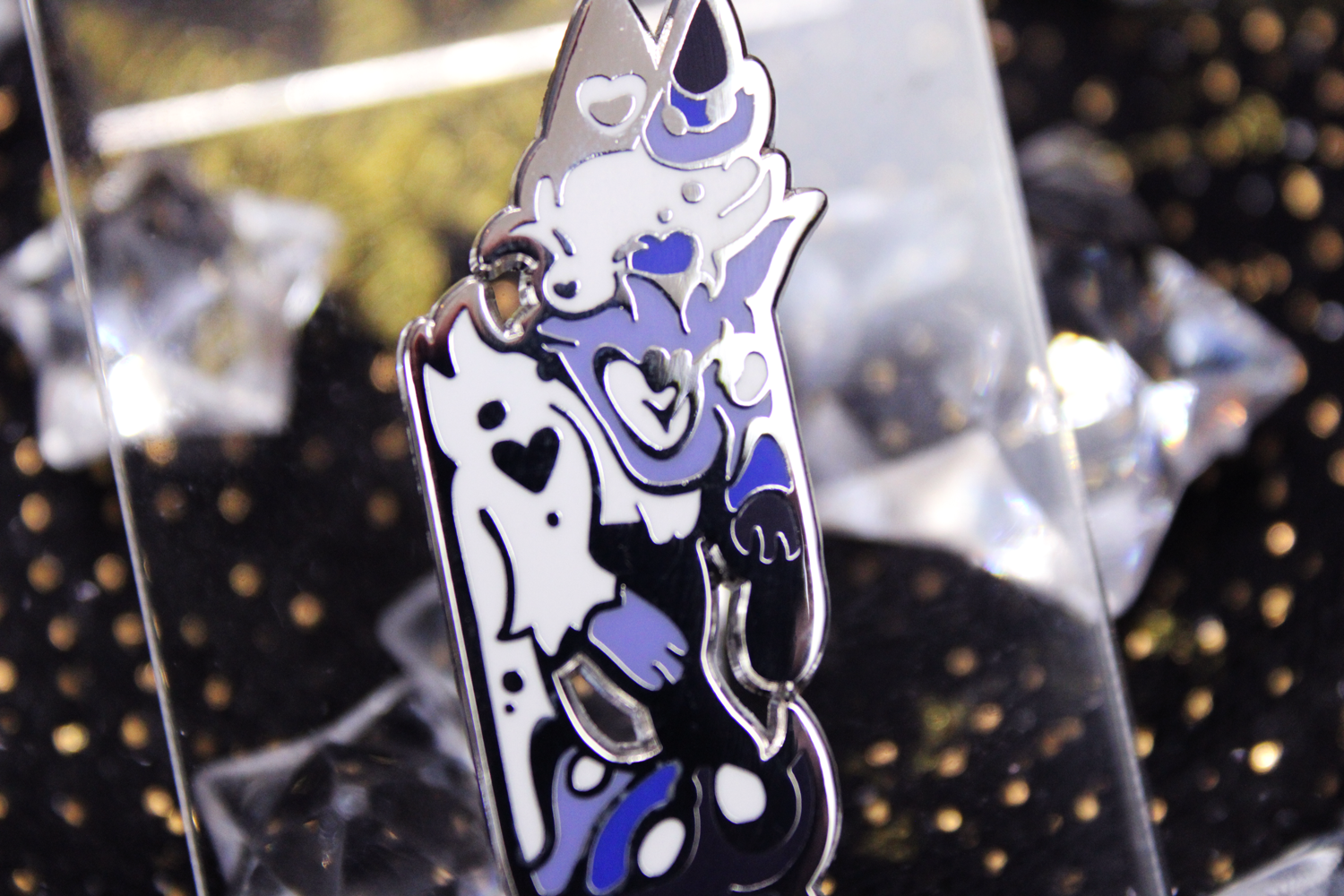 GUEST ARTIST : original | angel tiger pin | midnight magica collection