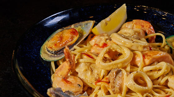 Seafood Linguini in Lobster Sauce