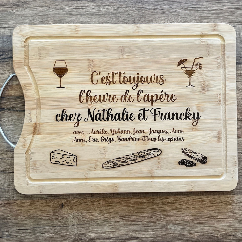 planche-a-decouper-personnalisee-avec-texte-apero.jpeg