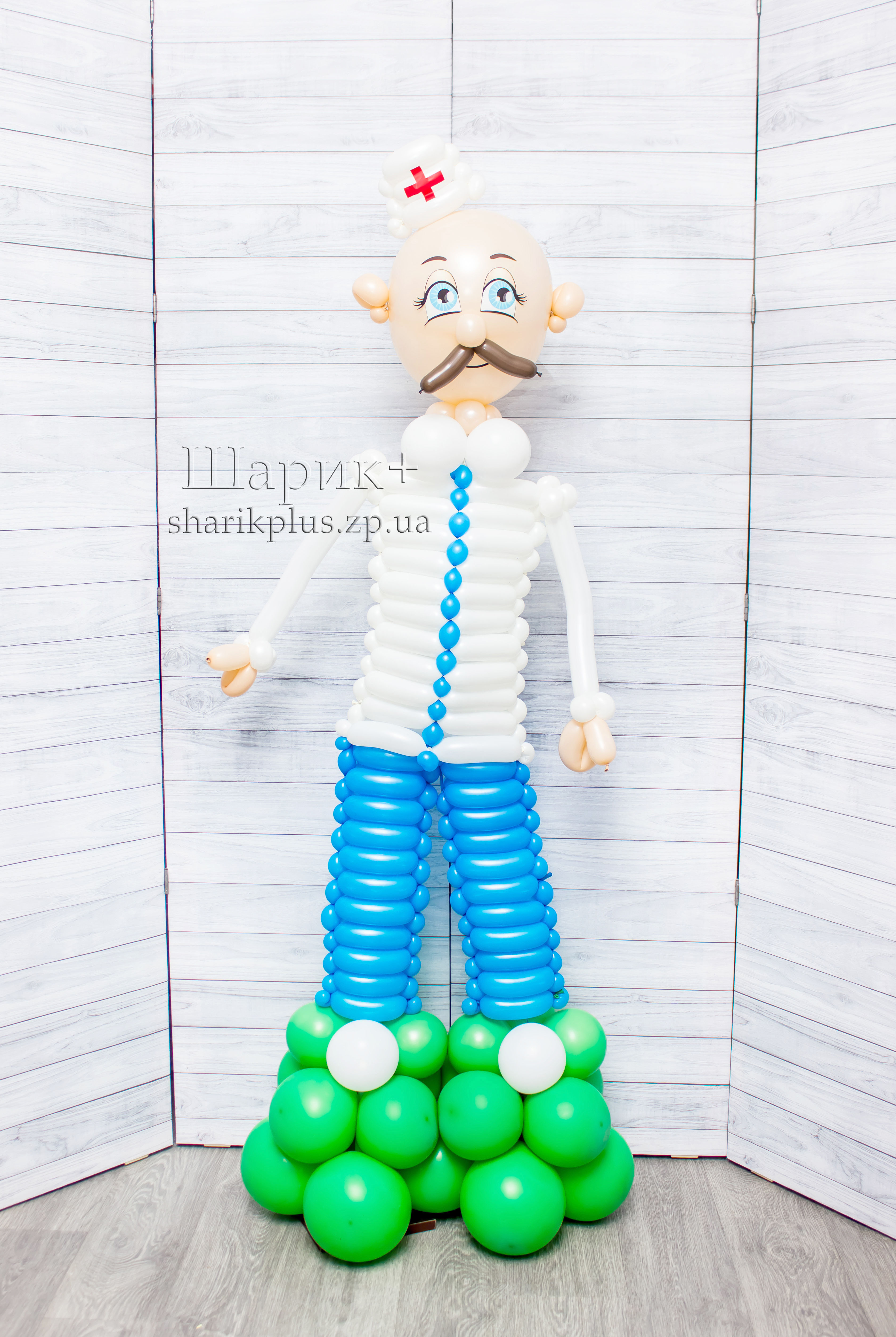 Фігура з куль Лікарь