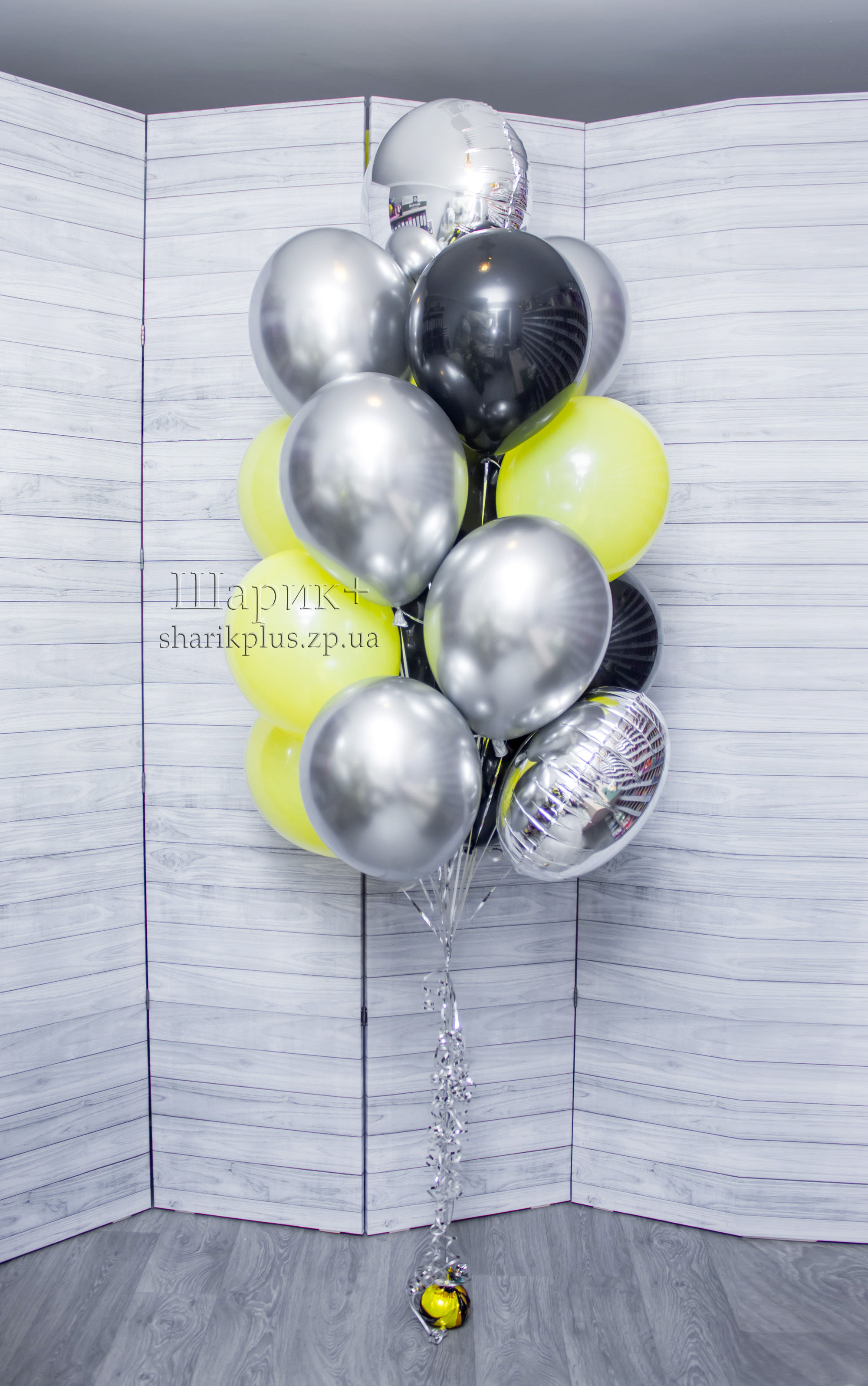 Фонтан з гелієвих куль