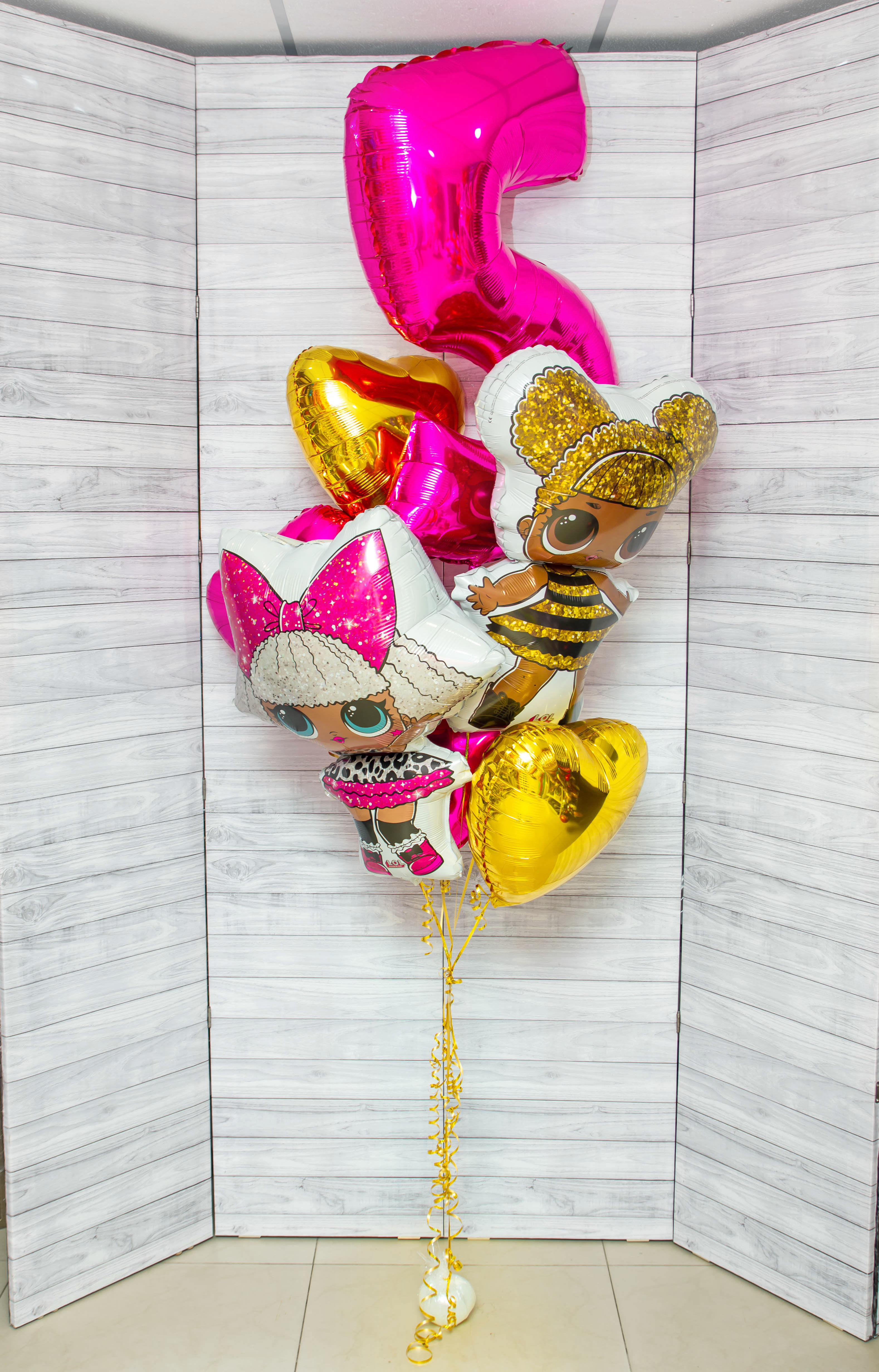 Фонтан з гелієвих куль з фігурами