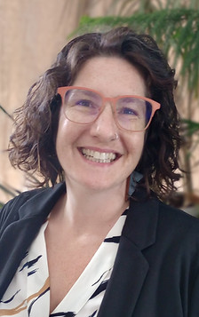 esh headshot 2.jpg