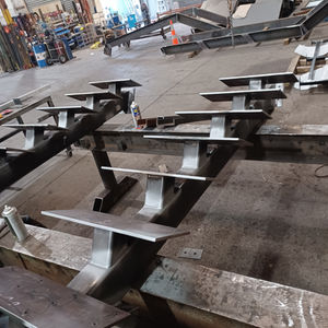 Residential single spine stairs