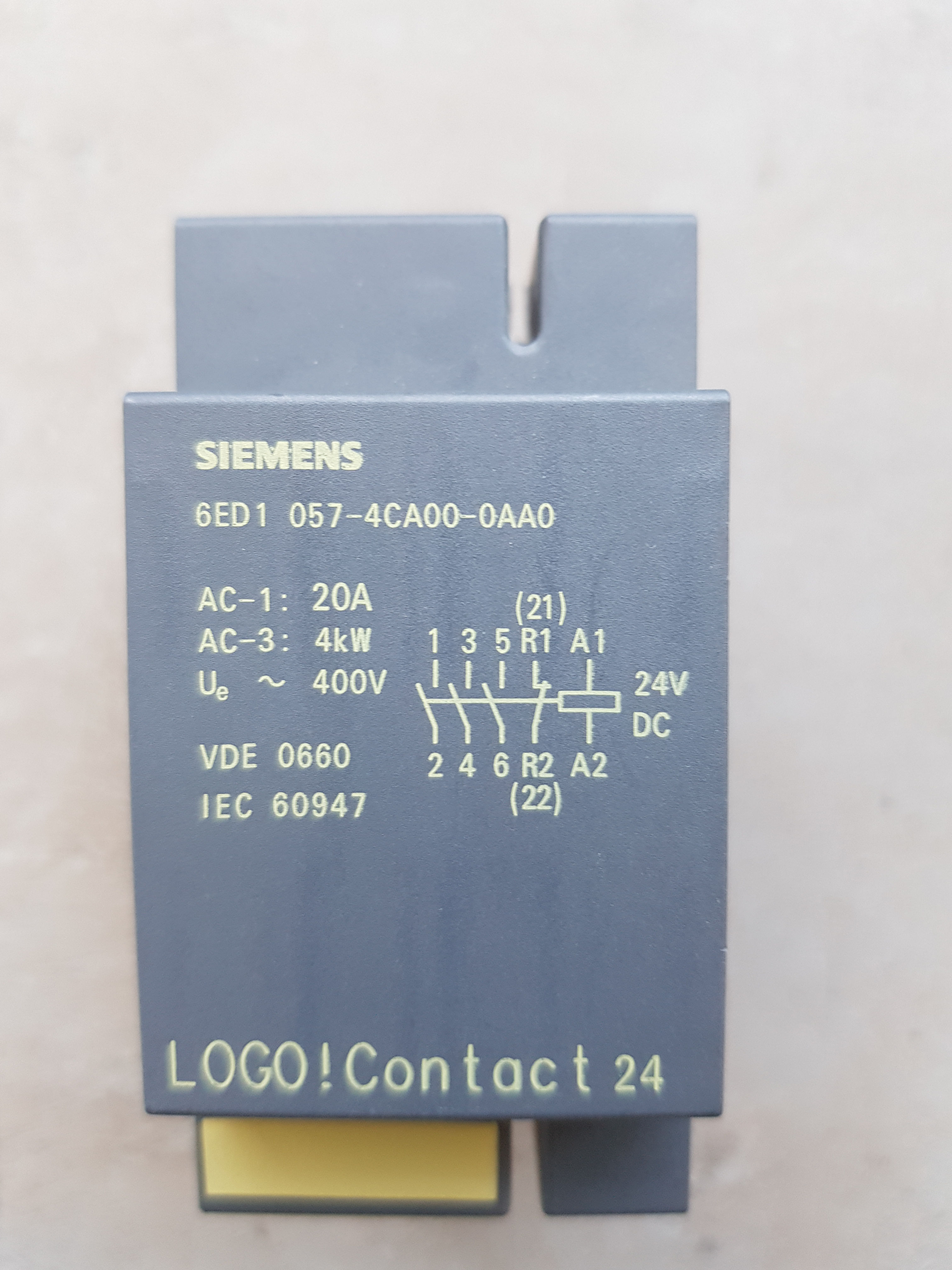 Siemens Logo! 12/24RC,Logikmodul,Displ. SV/E/A: 12/24V DC/REL