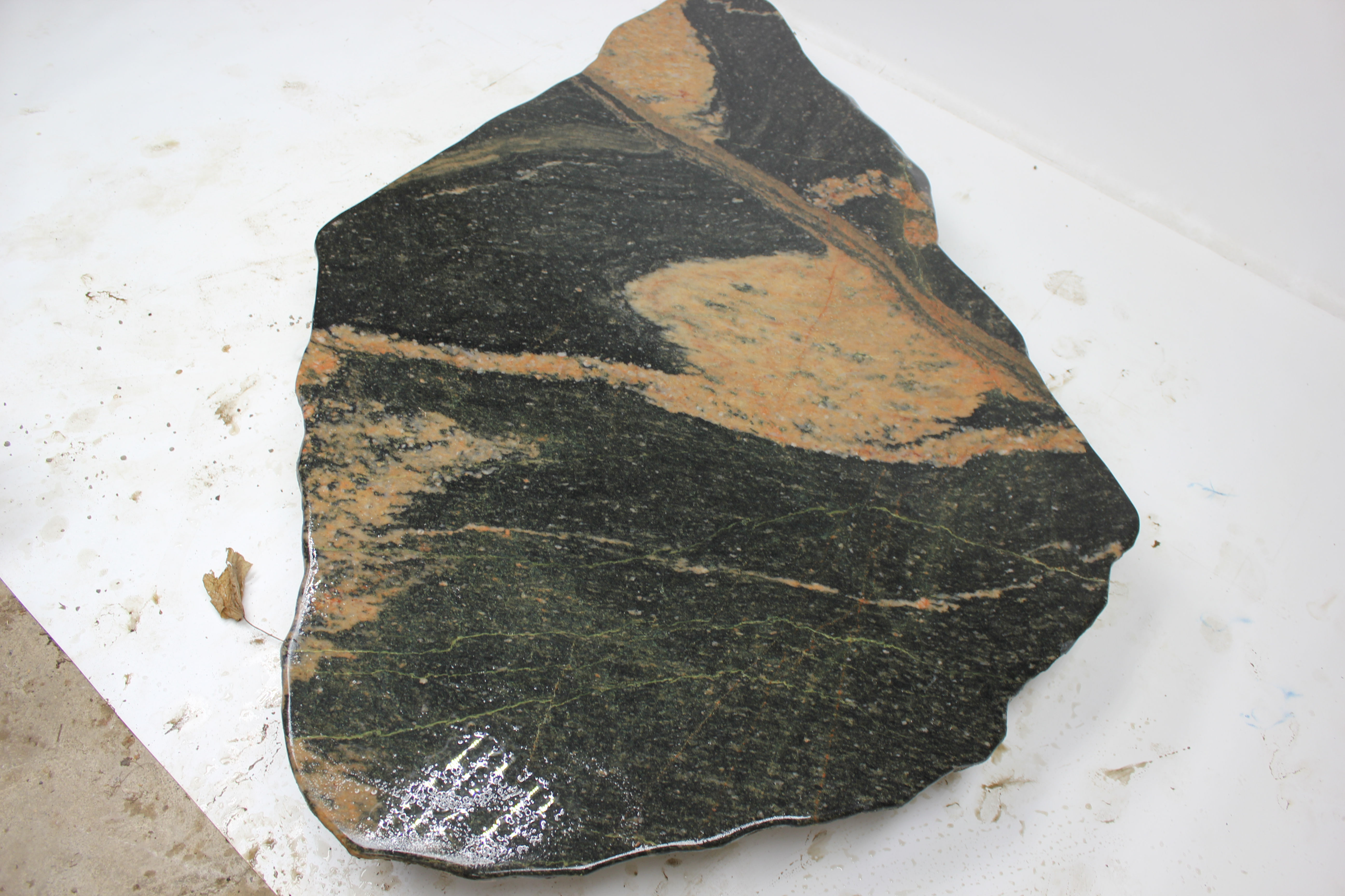 Flowing Lava (Large)