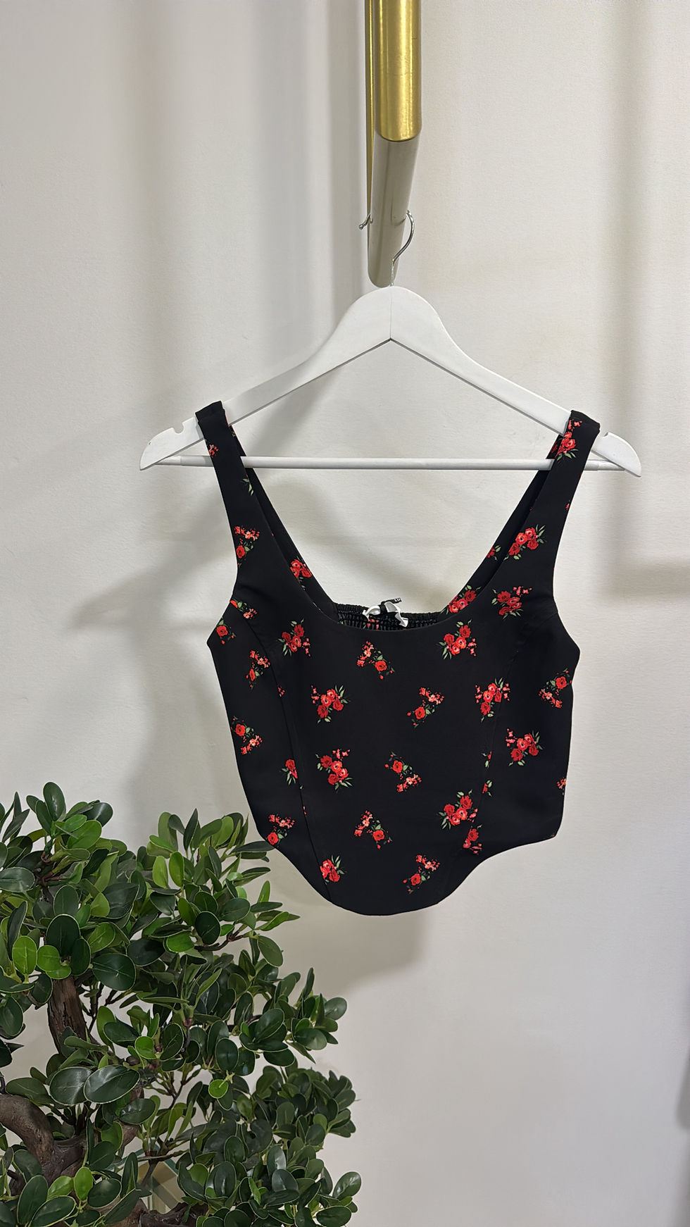 Miniatura: Top Lumina