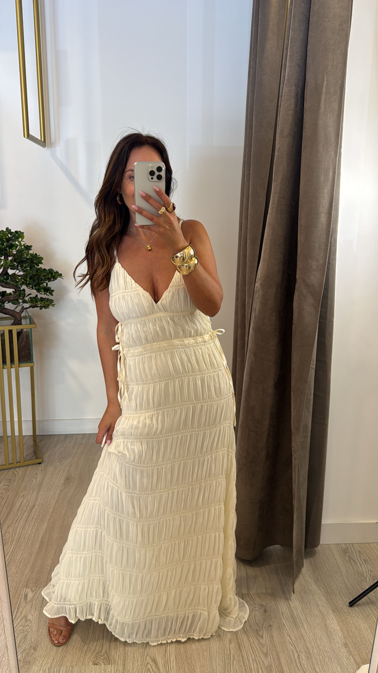 Vestido com barras drapeadas