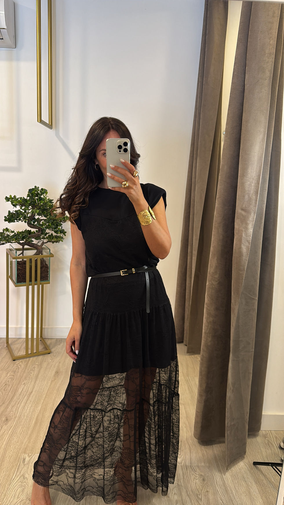 Miniatura: Vestido combinado com renda e malha 
