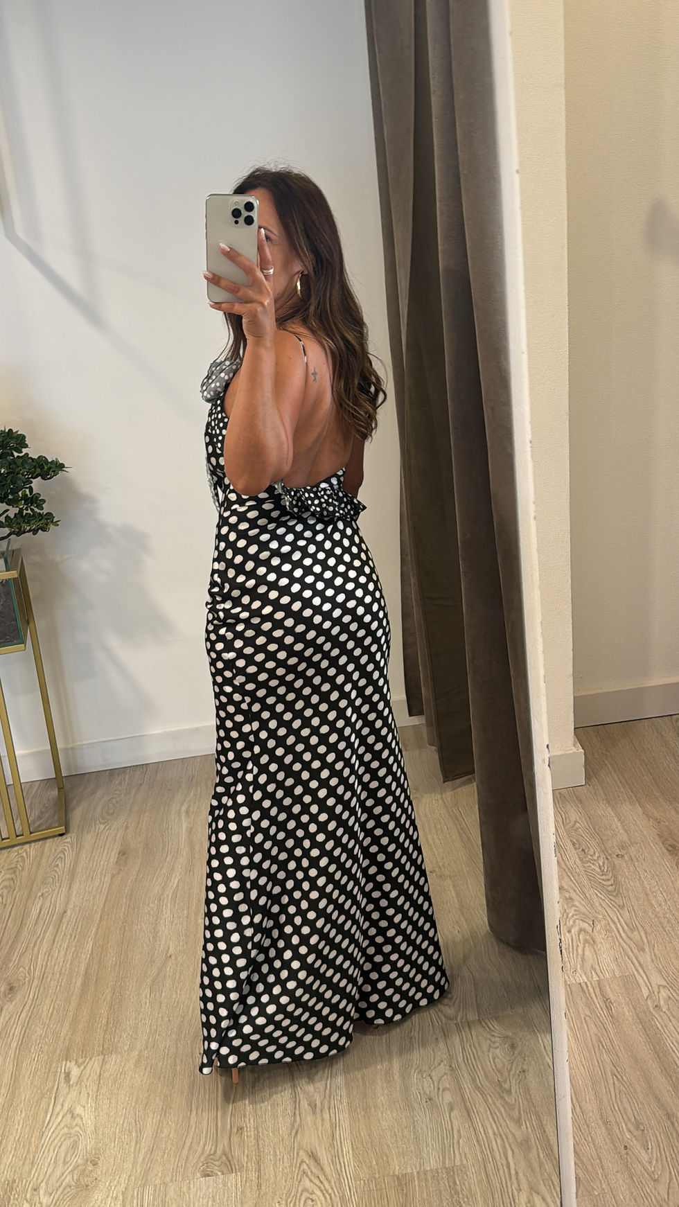Miniatura: Vestido bolinhas acetinado 