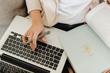 Tuyển sinh khóa học online: Tại sao bạn đăng bài miệt mài nhưng khách hàng chỉ im lặng?
