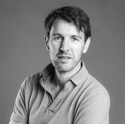 Martin ist Geschäftsführer von Rechnungshub und verantwortet die Bereiche Verwaltung, Strategie und Personal.