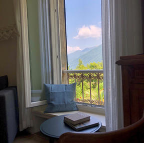 Garden_view window.jpeg