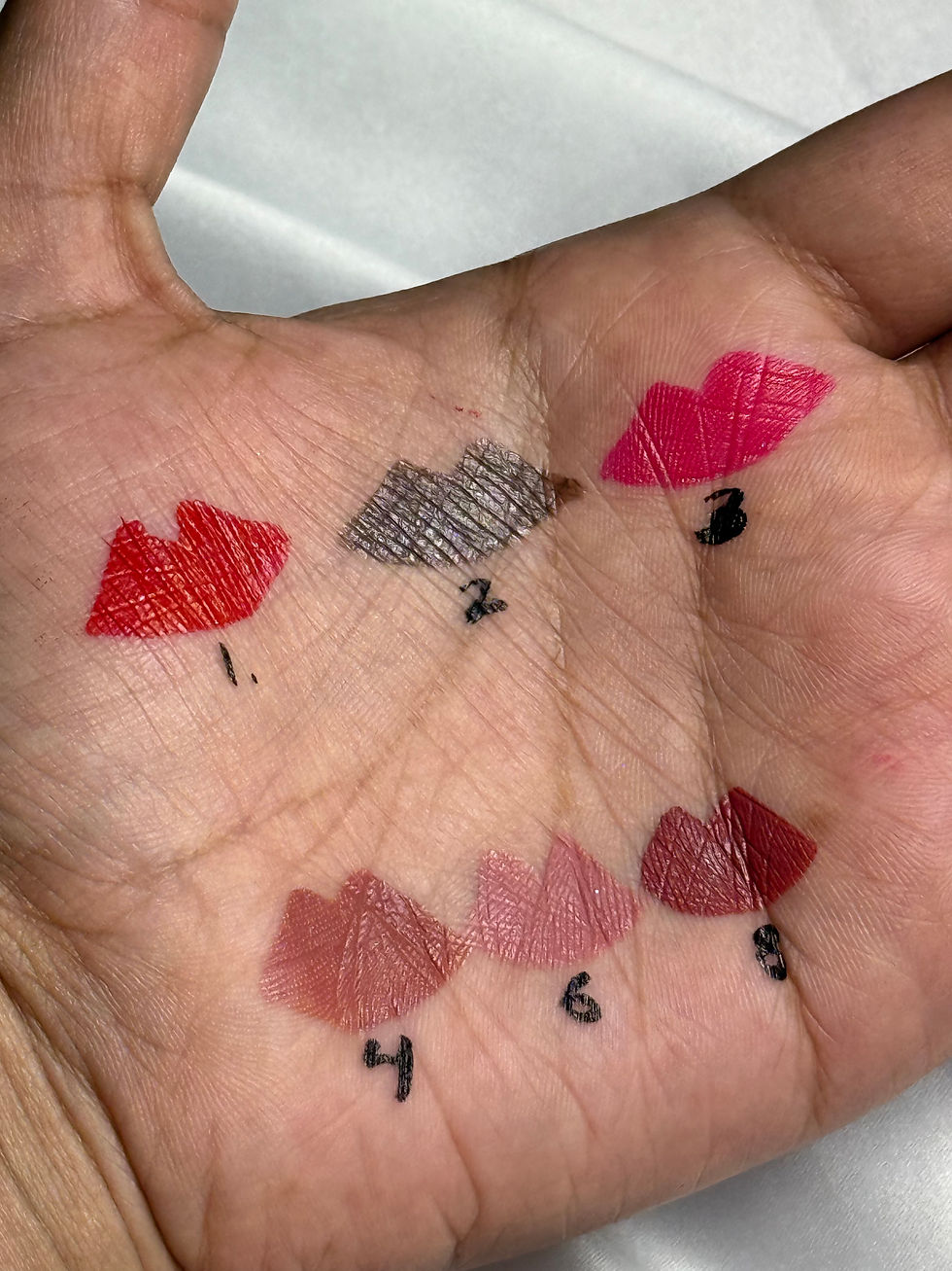 Thumbnail:  Lip contour stain - 04