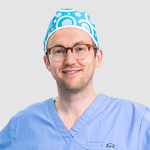 Dr Lambrecht_edited.jpg