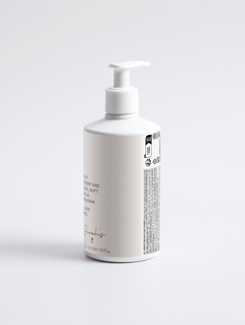 Close-up of the smooth, soothing texture of Jireh’s Glow Studio Sensitive Skin Face & Body Cleanser.