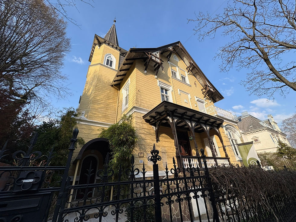 Tour "Wiener Cottage"