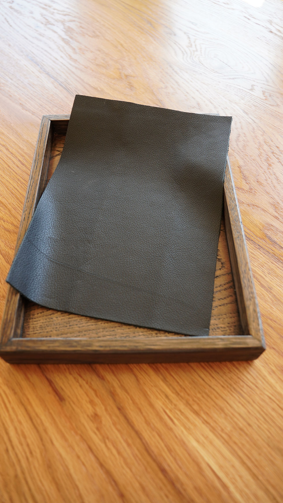 Thumbnail: valet tray
