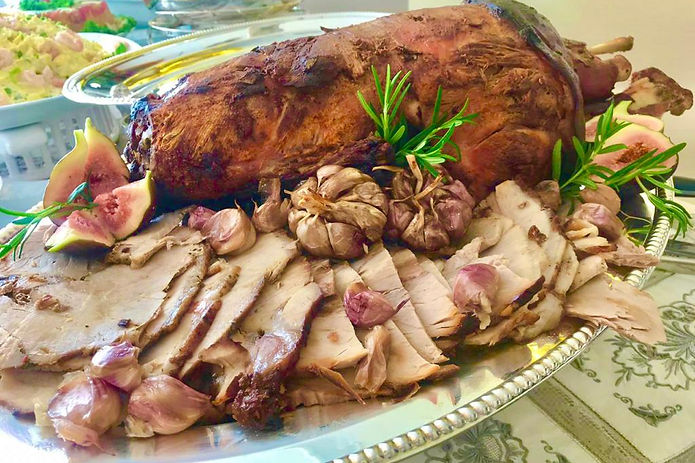 pernil assado e fatiado.jpg