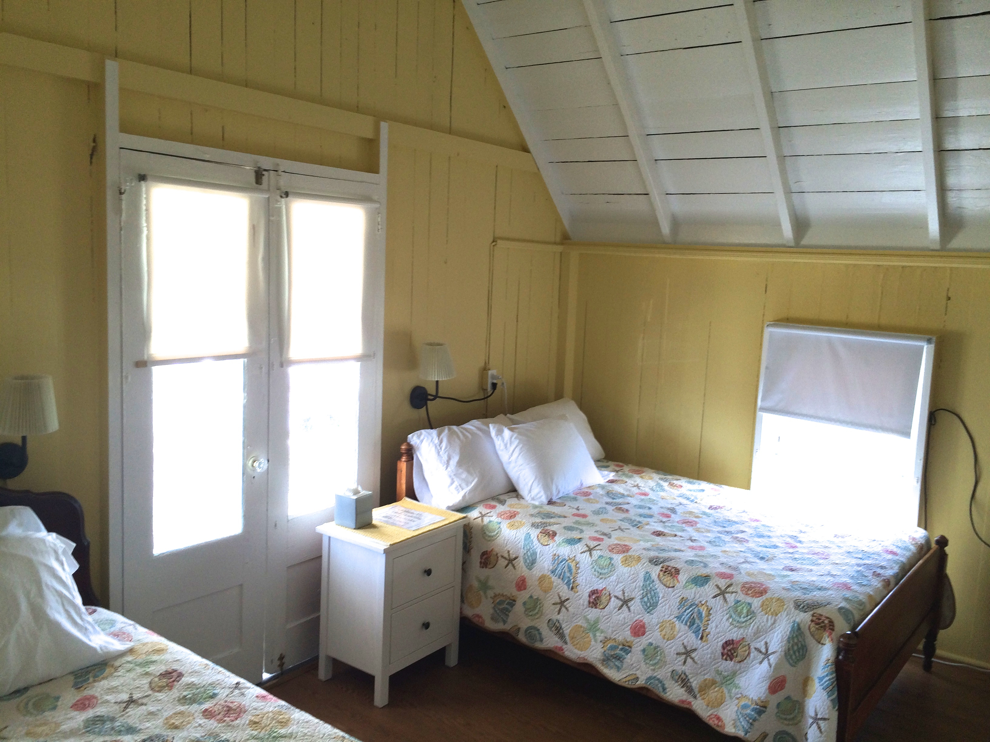 Yellow Bedroom, The Flying Seahorse