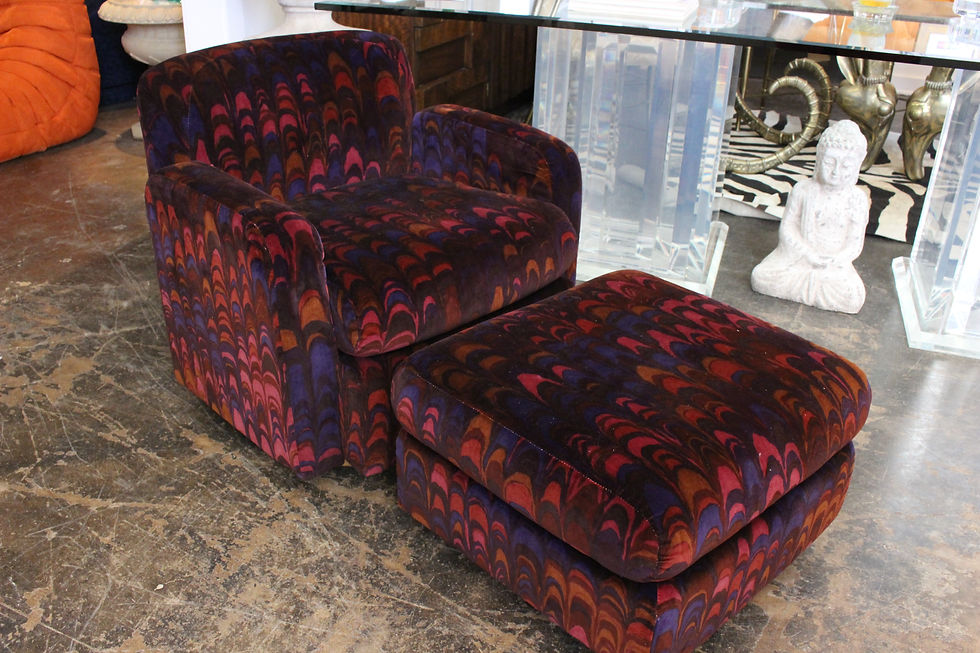 Thumbnail: Swivel Chair & Ottoman by Milo Baughman