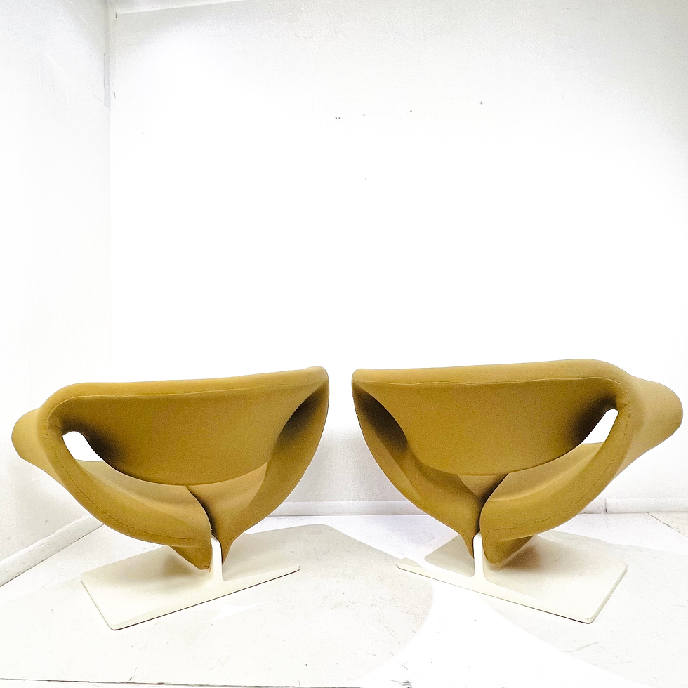 Thumbnail: #2010 Pair of Pierre Paulin Ribbon Chairs by Artifort