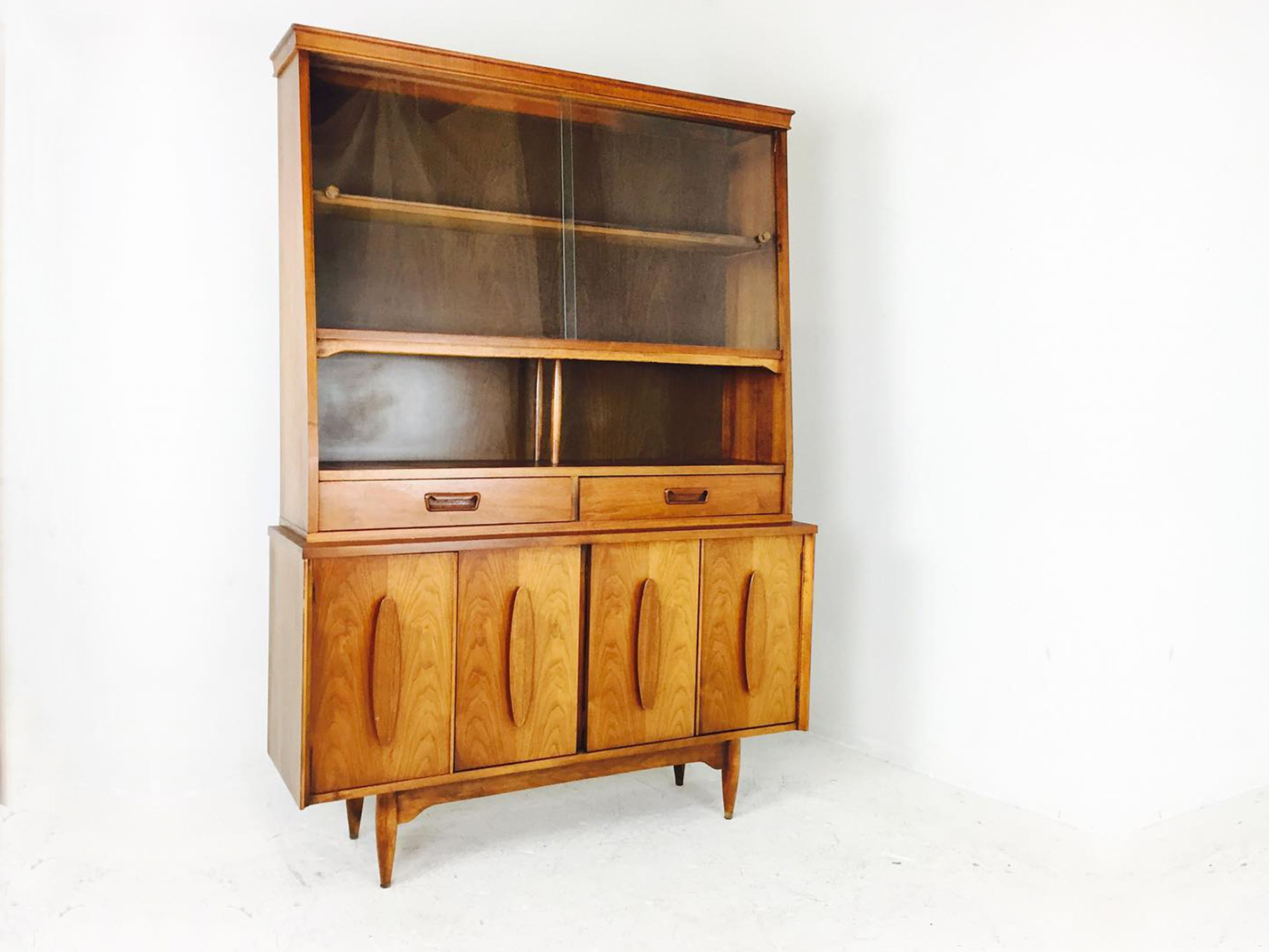 #2618 Mid Century Bookcase/Display Cabinet