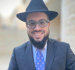 Rabbi Bitton Pic_edited.png