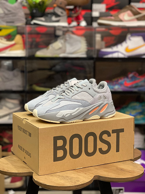 Yeezy 700 Inertia Size 6 | a.a.a.